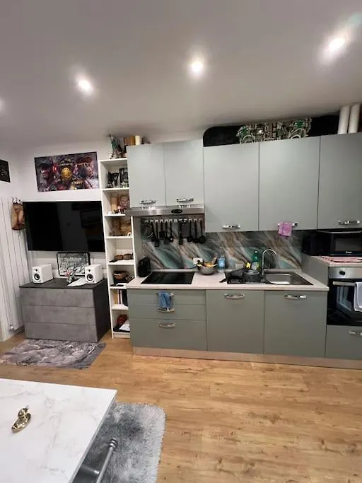 New One Crescenzago Apartment Milan